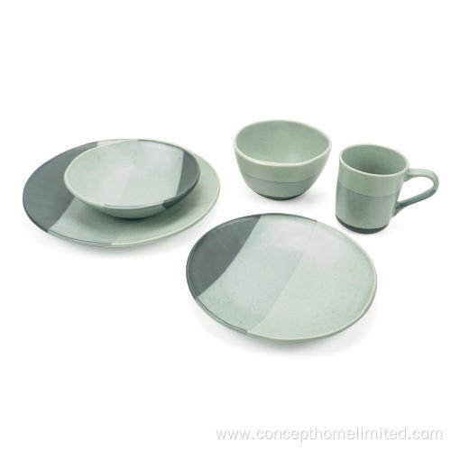 Reactive glazed stoneware dinner set - lake